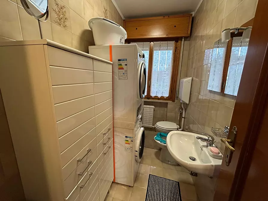 Immagine 23 di Quadrilocale in vendita  in Via toscana a Parma