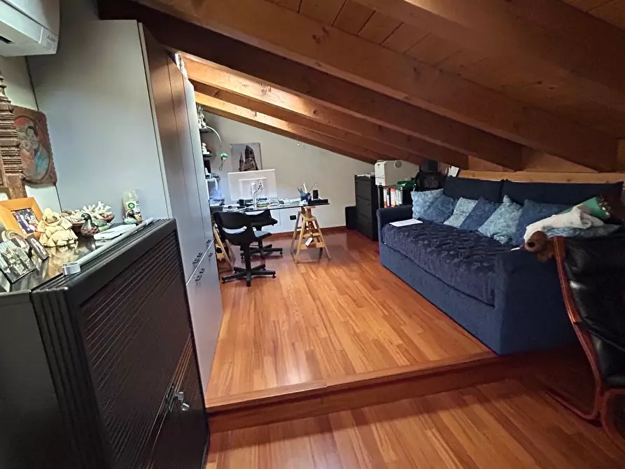 Immagine 28 di Porzione di casa in vendita  in Via Augusto Franzoj 6 a Parma