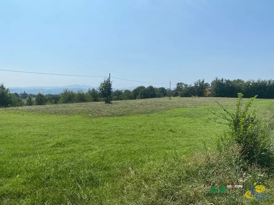 Immagine 3 di Terreno edificabile in vendita  in Strada Cornaccina 50 a Medesano