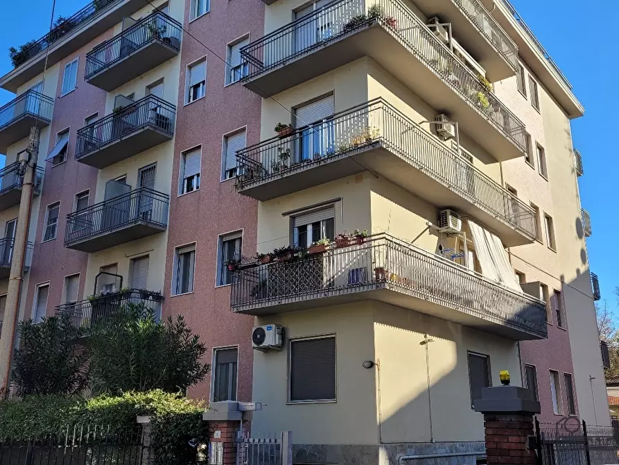 Immagine 31 di Attico in vendita  in Via Pietro Martini 55 a Parma