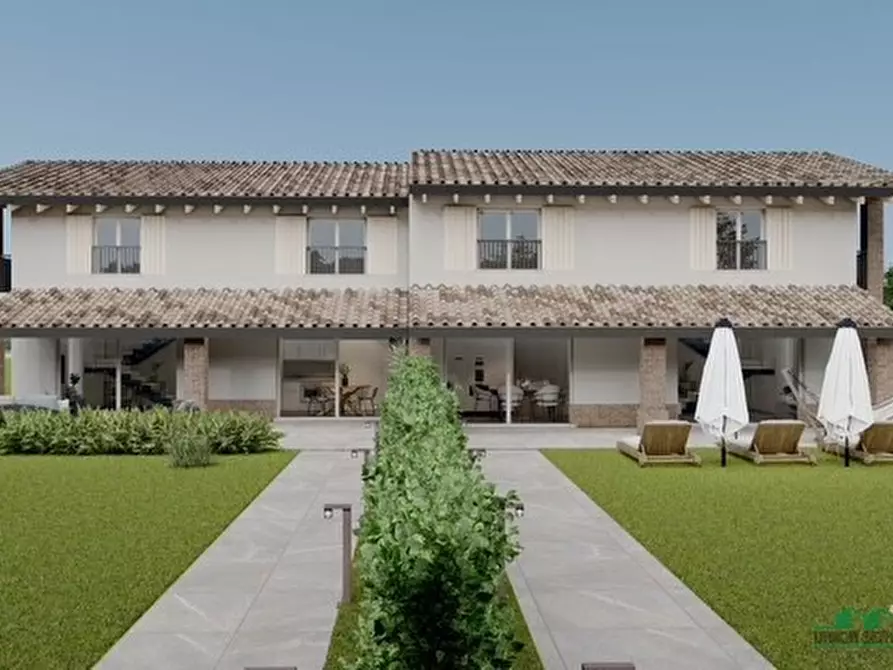 Immagine 1 di Casa bifamiliare in vendita  in Via Bianchi 16 a Noceto