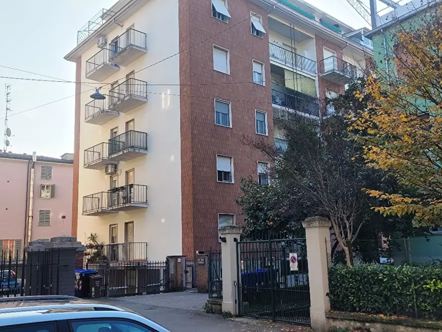 Immagine 4 di Attico in vendita  in Via Pietro Martini 55 a Parma