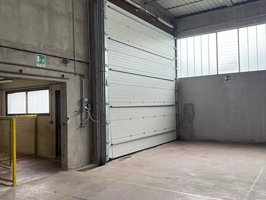 Immagine 4 di Attività artigianale in vendita  in strada provinciale a Sala Baganza