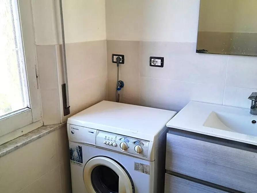 Immagine 25 di Trilocale in vendita  in Via Volturno 104 a Parma