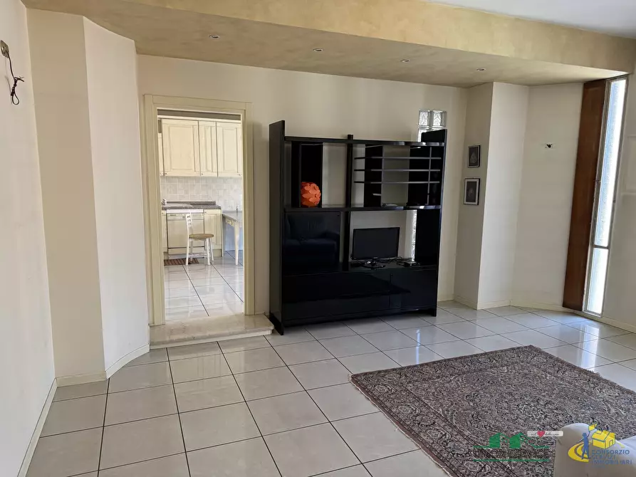 Immagine 5 di Quadrilocale in vendita  in Strada Giuseppe Mazzini a Parma