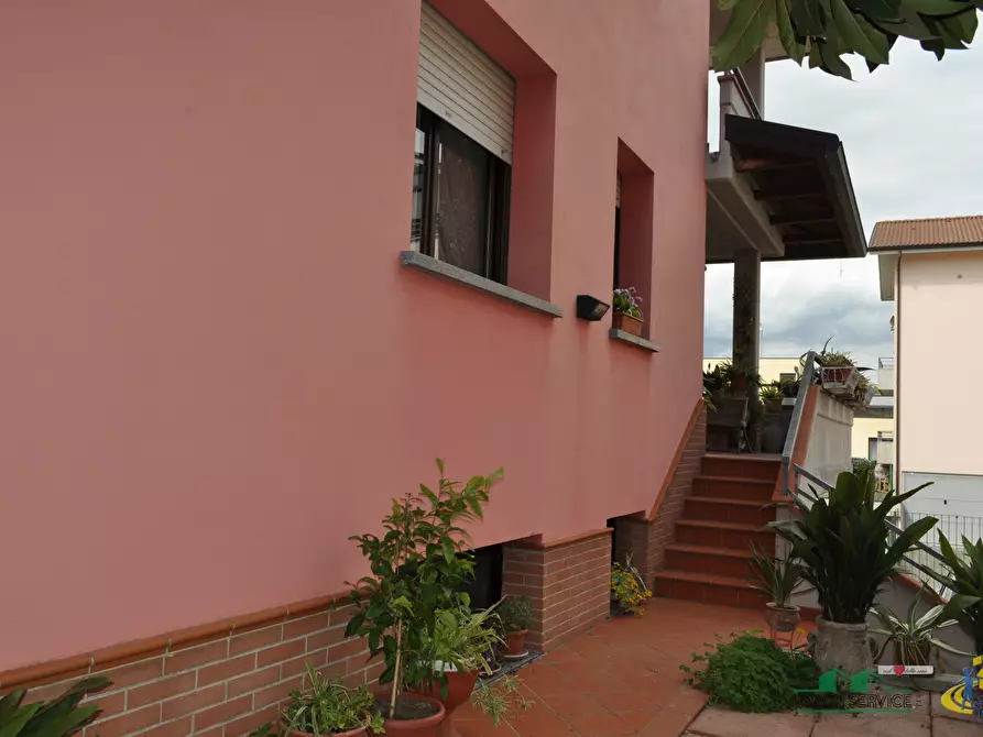 Immagine 7 di Porzione di casa in vendita  in Via Parigi a Collecchio