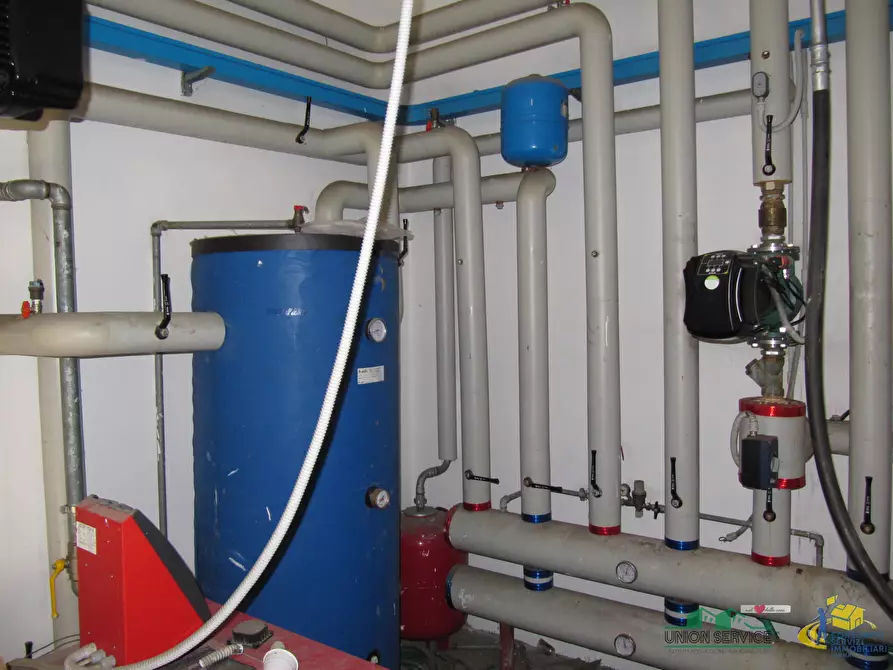 Immagine 15 di Attività artigianale in vendita  in Via Alfred Bernhard Nobel a Parma