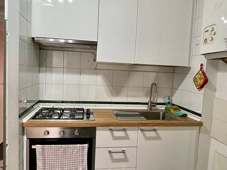 Immagine 1 di Quadrilocale in affitto  in Strada Matteo Renato Imbriani 64 a Parma