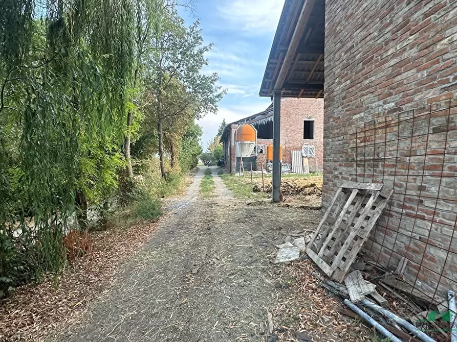 Immagine 28 di Rustico / casale in vendita  in le coste 1 a Sala Baganza