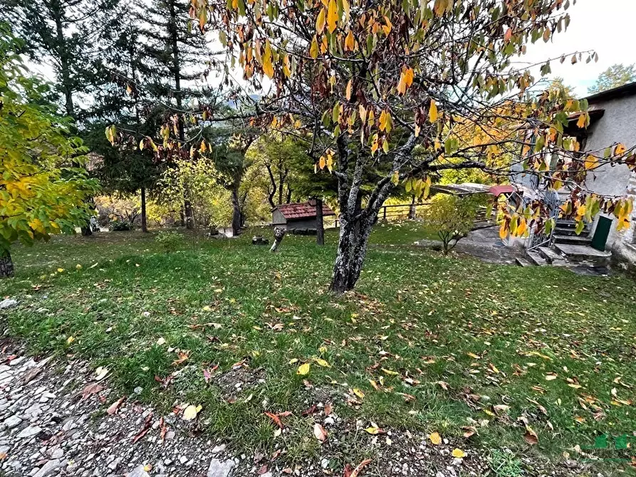 Immagine 41 di Rustico / casale in vendita  in pessola casa gasparone 81 a Varsi