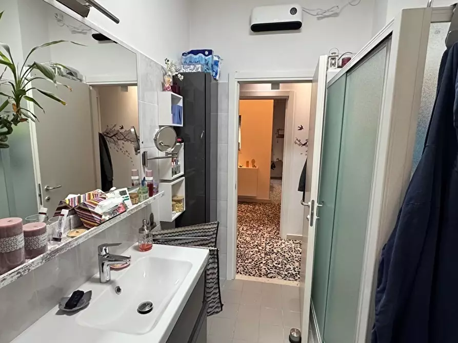 Immagine 18 di Trilocale in vendita  in Via Giacomo Leopardi a Collecchio