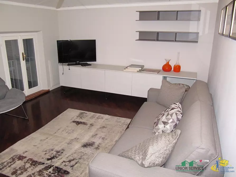 Immagine 5 di Bilocale in affitto  in Via Giuseppe Verdi a Parma