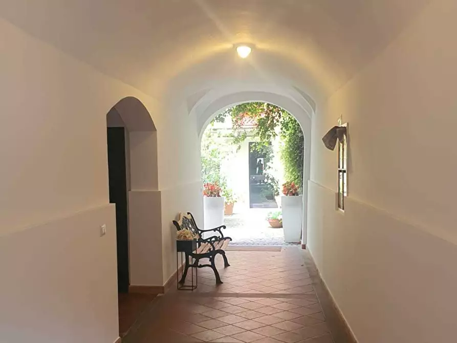 Immagine 2 di Ufficio in affitto  a Parma