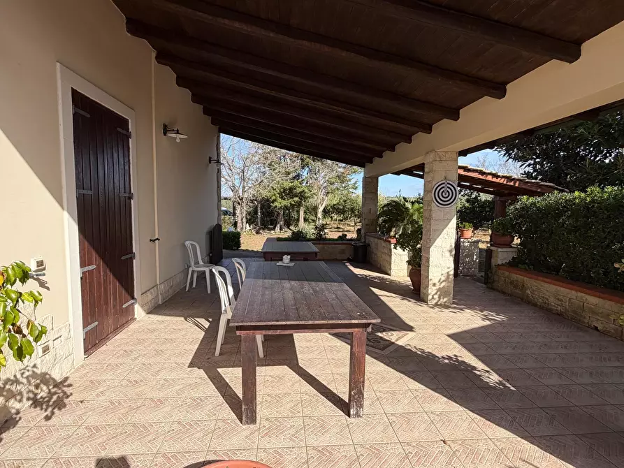 Immagine 15 di Villa in vendita  in Via del Giglio a Ispica