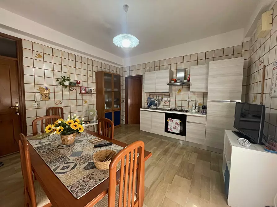 Immagine 8 di Appartamento in vendita  in VIA YURI GAGARIN a Vittoria