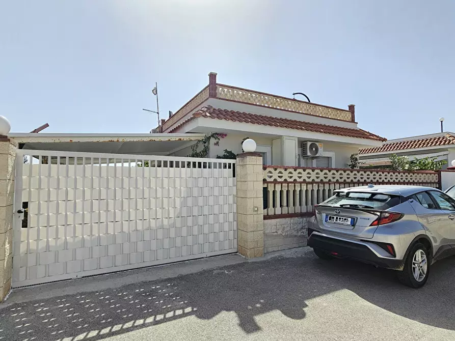 Immagine 3 di Villa in vendita  in Via Pablo Neruda 81 a Ispica