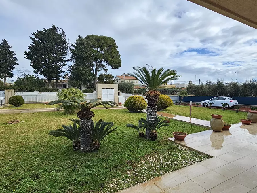 Immagine 19 di Villa in vendita  in Via Portovenere 80 a Ragusa