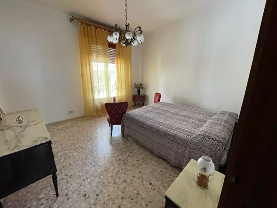 Immagine 10 di Appartamento in vendita  in VIA LORETO GALLINARA a Modica