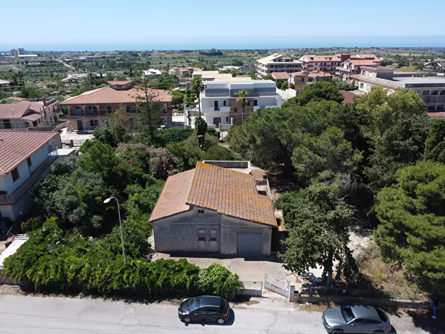 Immagine 1 di Villa in vendita  in Via Sorda Sampieri 197 a Modica