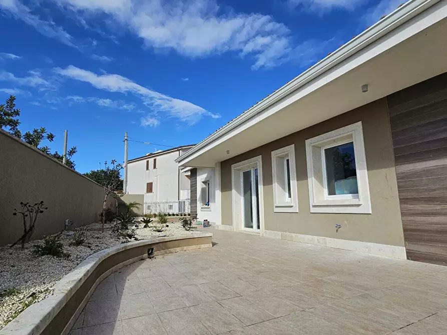 Immagine 28 di Villa in vendita  a Modica