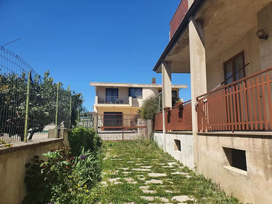 Immagine 27 di Villa in vendita  a Modica