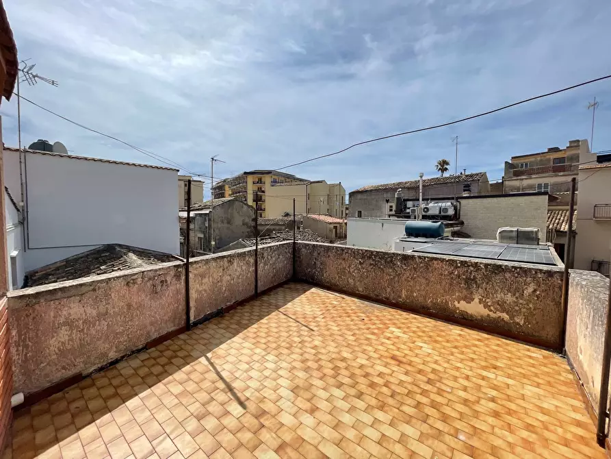 Immagine 11 di Porzione di casa in vendita  in VIA VAINA a Modica