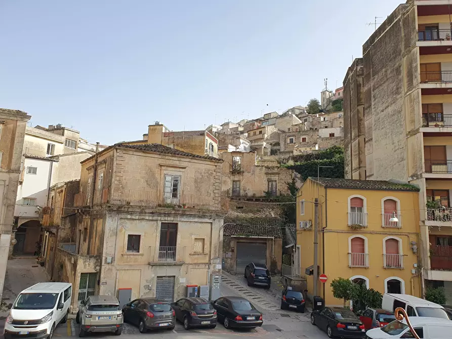 Immagine 11 di Porzione di casa in vendita  in VIA MARCHESE TEDESCHI a Modica