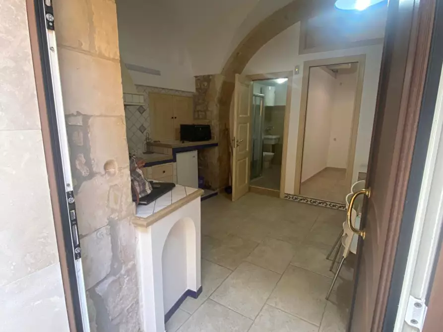 Immagine 2 di Casa indipendente in vendita  in via ruffino a Modica