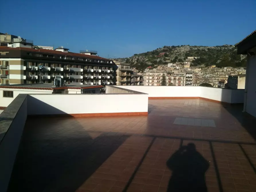Immagine 9 di Attico in vendita  in Viale Medaglie D'Oro a Modica