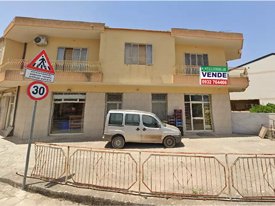 Immagine 13 di Appartamento in vendita  in Piazza Mulino 6 a Modica