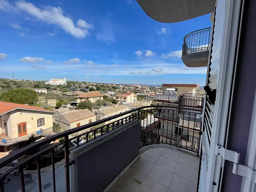 Immagine 8 di Appartamento in vendita  in Via Frigintini Gianforma Ponte Margione a Modica