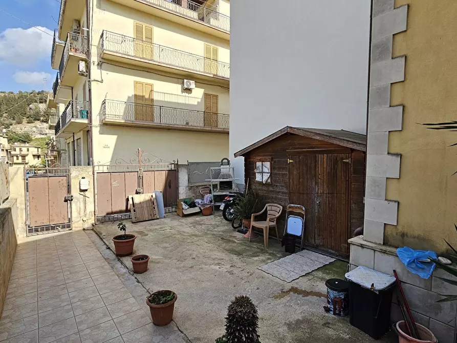 Immagine 4 di Porzione di casa in vendita  a Scicli