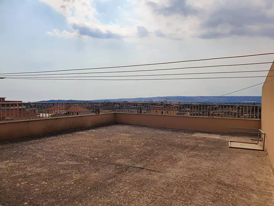 Immagine 9 di Appartamento in vendita  a Modica