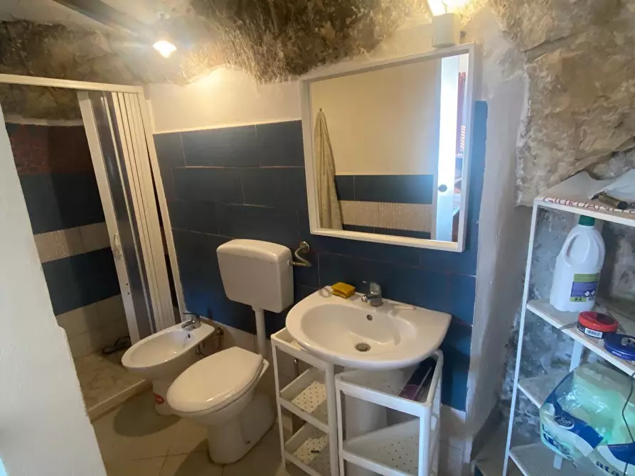 Immagine 12 di Casa indipendente in vendita  in VIA CATENA a Modica