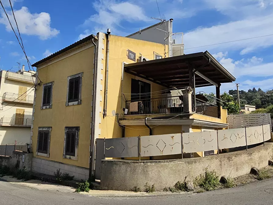 Immagine 1 di Porzione di casa in vendita  a Scicli