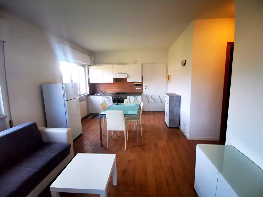 Immagine 15 di Appartamento in affitto  a Follo