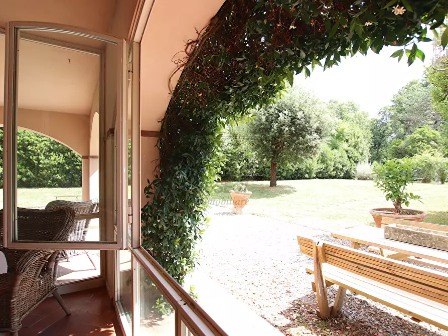 Immagine 11 di Villa in vendita  in Via di segromigno a Capannori