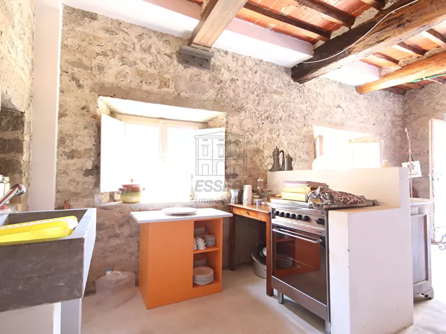 Immagine 27 di Rustico / casale in vendita  in Località Lastrico 7 a Pescaglia