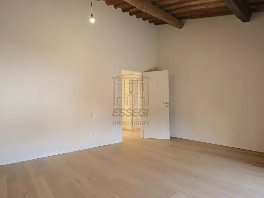 Immagine 15 di Appartamento in vendita  in Via delle Chiavi D'Oro 21 a Lucca