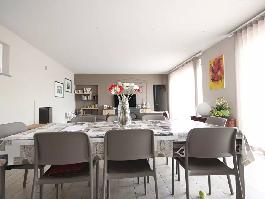 Immagine 18 di Villa in vendita  in Viale Prete a Capannori