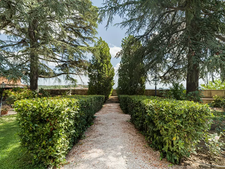 Immagine 3 di Villa in vendita  in Via Valle 18 a Santa Maria A Monte