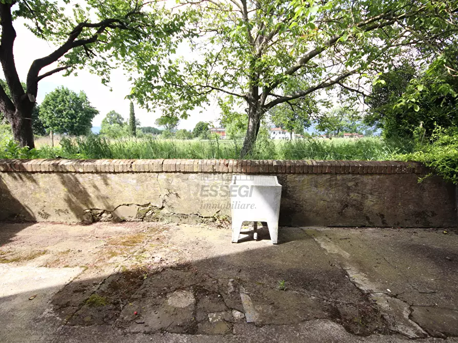 Immagine 26 di Villa in vendita  in Via della Repubblica a Capannori