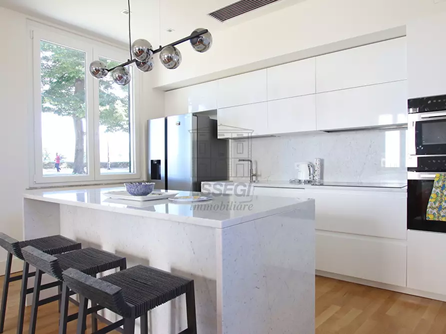 Immagine 1 di Appartamento in vendita  in Via del Portico 13 a Lucca