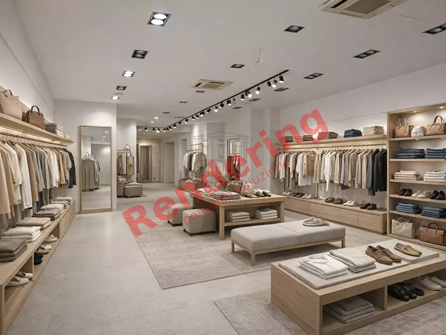 Immagine 1 di Locale commerciale in affitto  in Piazza Napoleone a Lucca