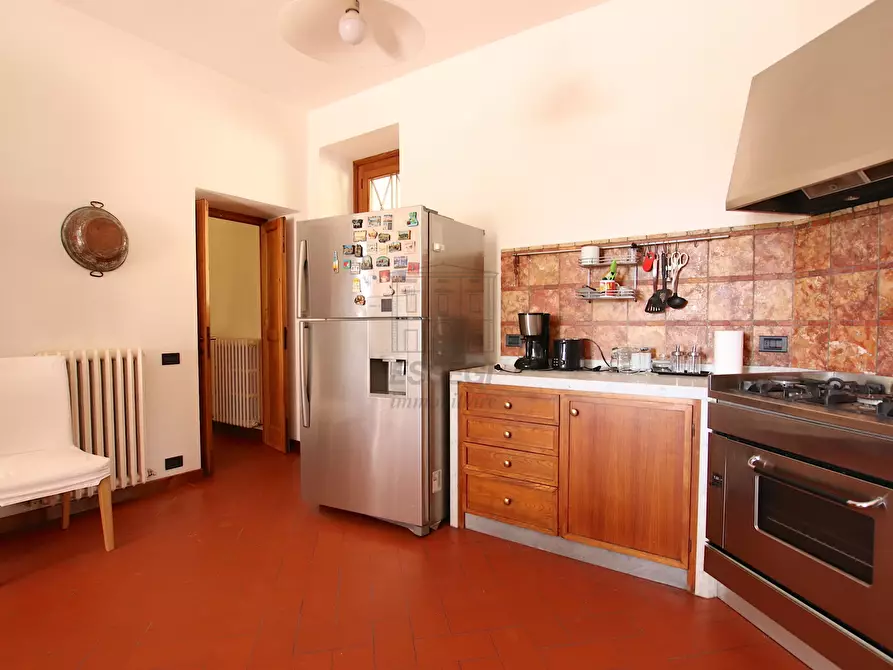 Immagine 46 di Villa in vendita  in Via di segromigno a Capannori