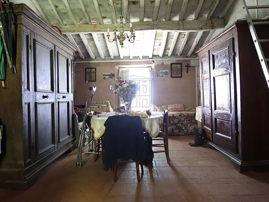 Immagine 17 di Rustico / casale in vendita  in Via Tofori a Lucca