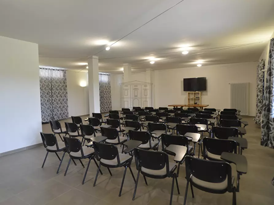 Immagine 43 di Rustico / casale in vendita  in Via di Montecarlo 59 a Lucca