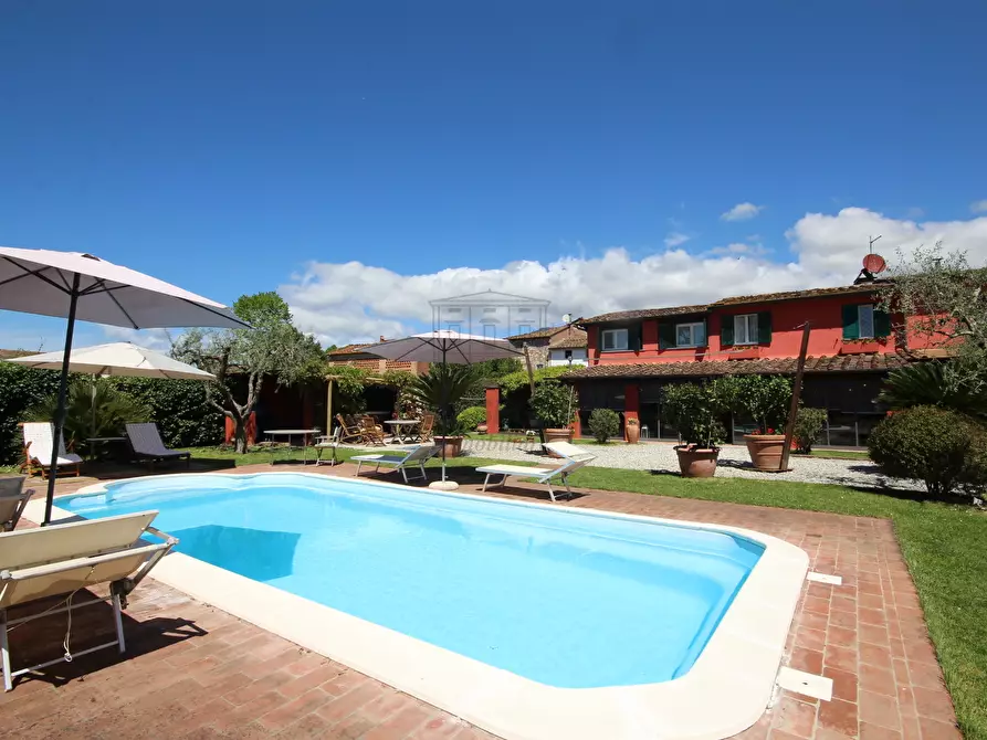 Immagine 1 di Rustico / casale in vendita  in Via dei Marzi 463 a Lucca