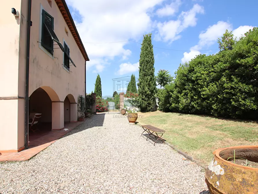 Immagine 6 di Villa in vendita  in Via di segromigno a Capannori