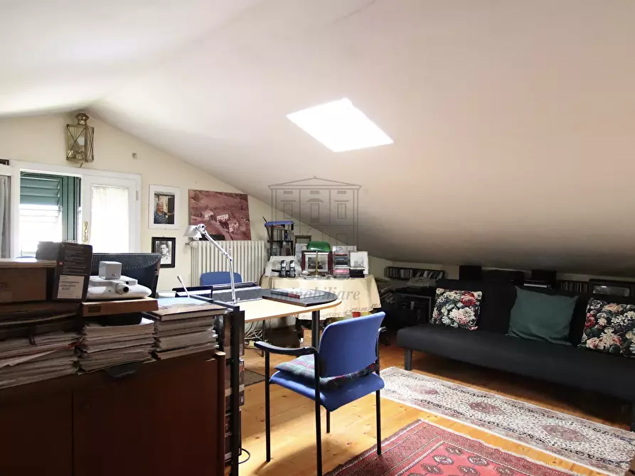 Immagine 36 di Villa in vendita  in Via dei Berti a Lucca